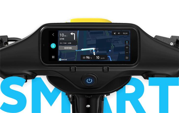 小米生态链70迈智能电动车发布686英寸中控内置小爱同学