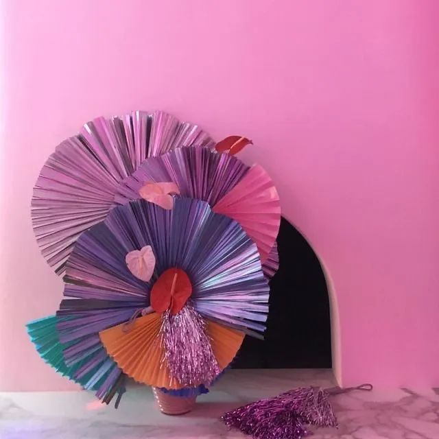 想出风头不出错就用炫酷幻彩色