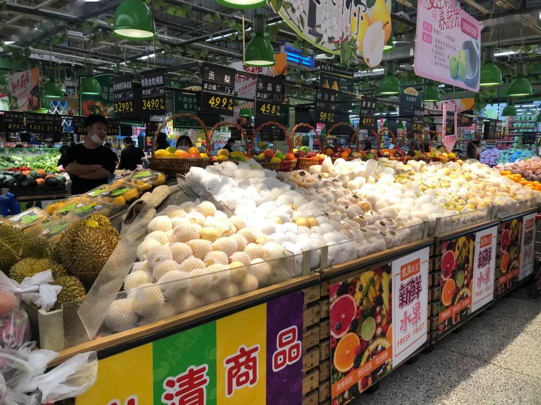 水果区以下是2020年春季大润发陈列欣赏图,可参考