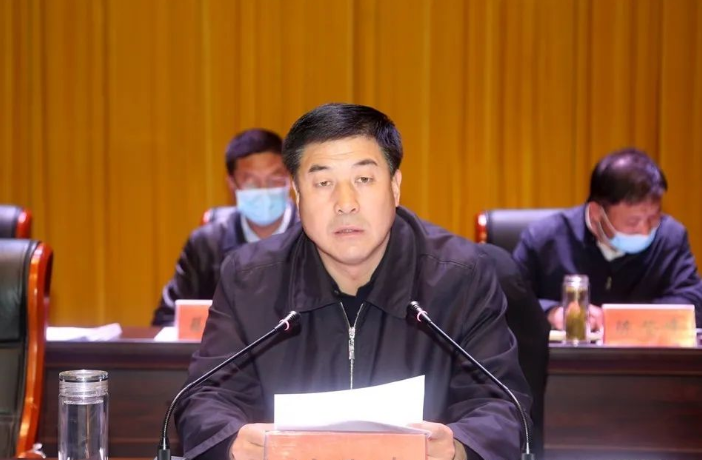 市人大常委会副主任,清水县委书记刘天波对目前全县重点关注和解决的