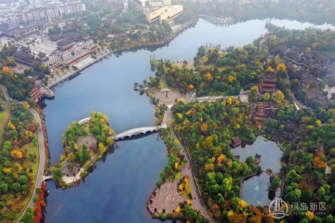 一席封疆,临湖墅居何处寻?