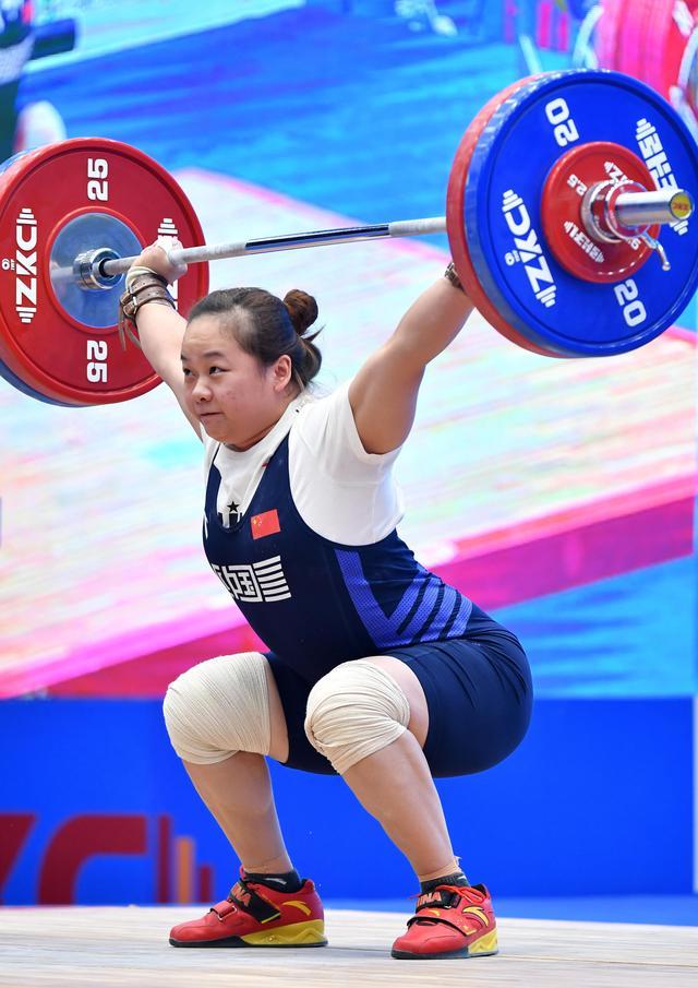 举重——世界杯赛:张旺丽获女子76公斤级三项亚军