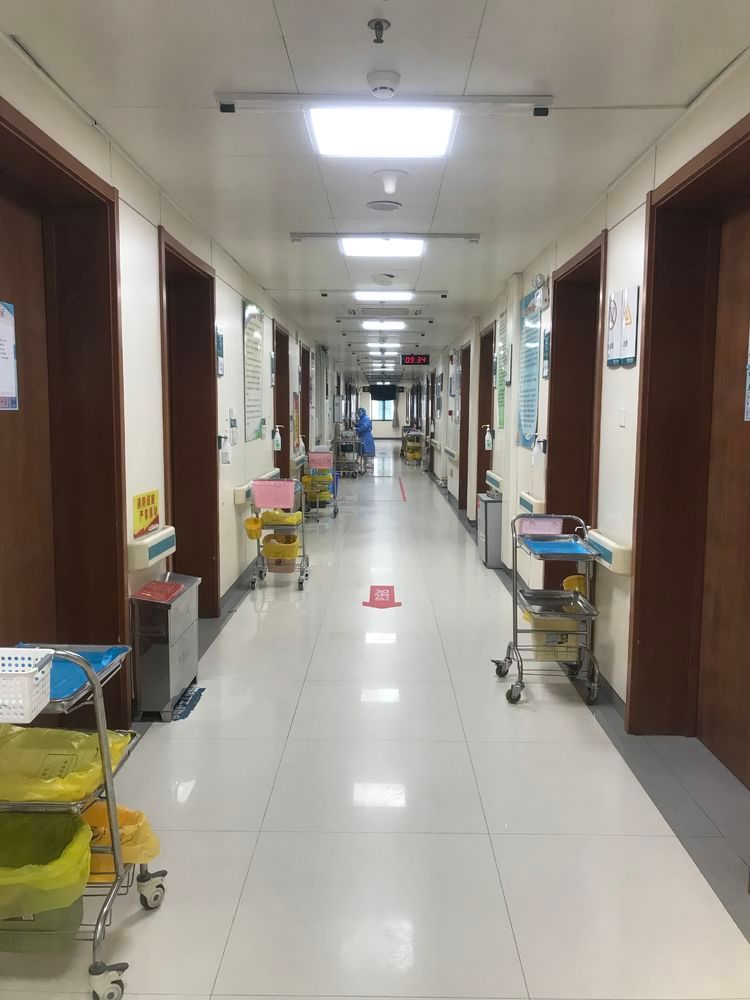 郑州大学第一附属医院发热病房,为您护航!