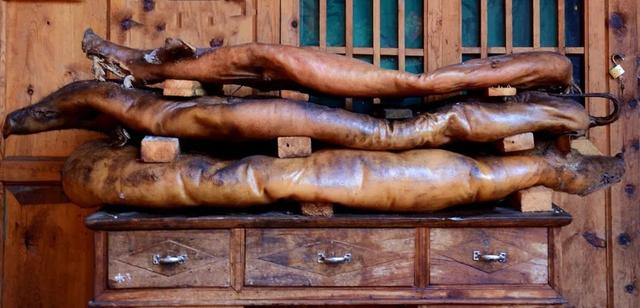 错过什么也不要错过泸沽湖的猪膘肉