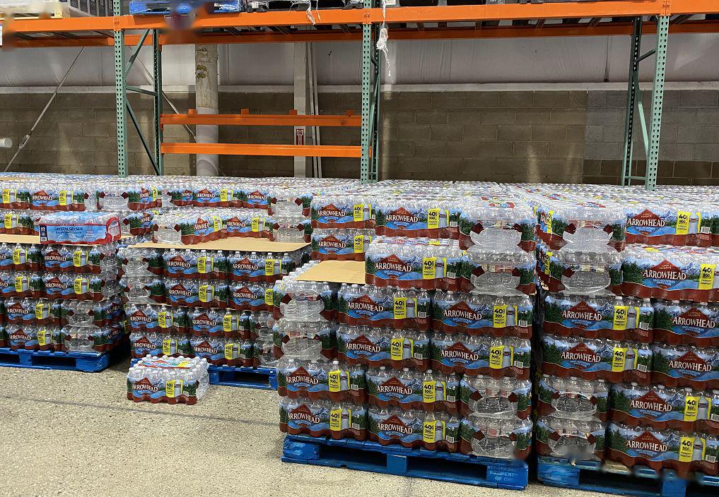 全美宣布进入紧急状态全民囤货的时代留学生应该囤点啥