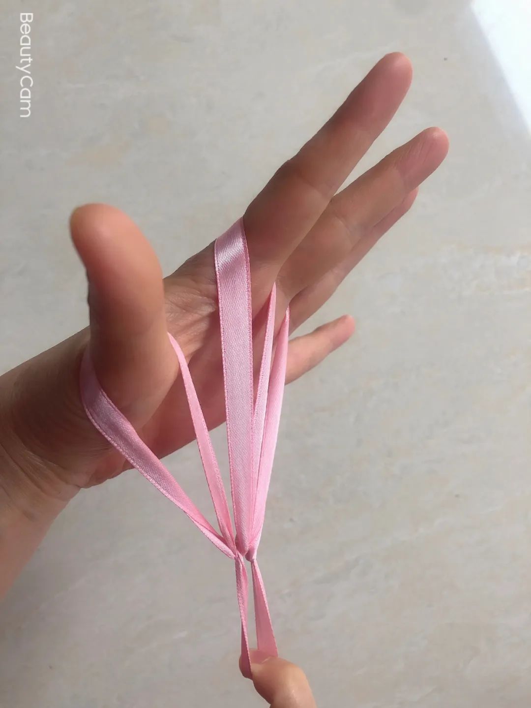 "云时光"亲子活动系列:动动小手指——翻绳游戏《小小蒲公英》