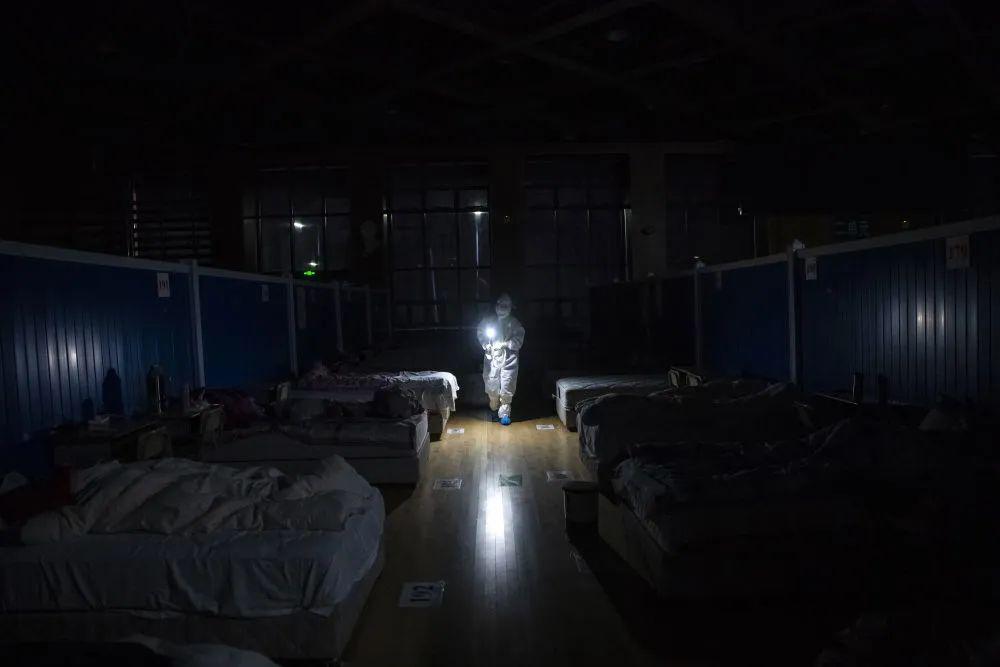 怎么也没想到青椒肉丝四个字竟会把人看哭