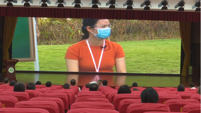 海南师范大学师生同上一堂特殊网课