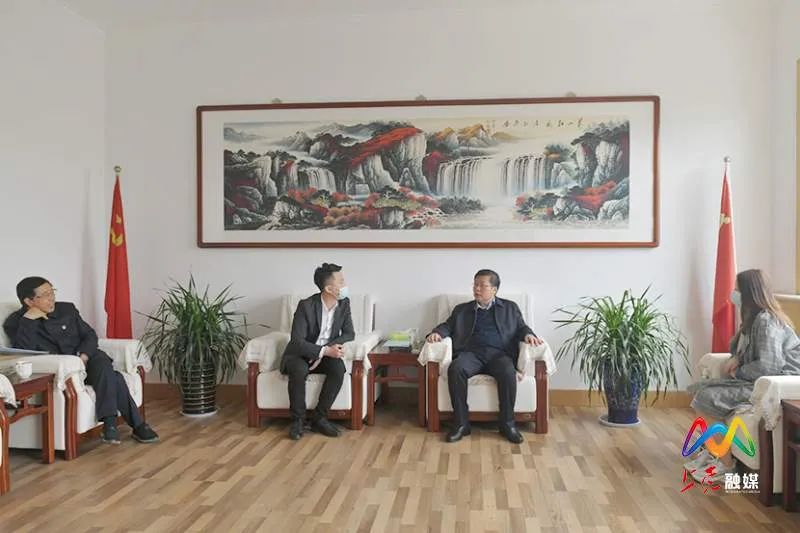 张驰会见浙江客商