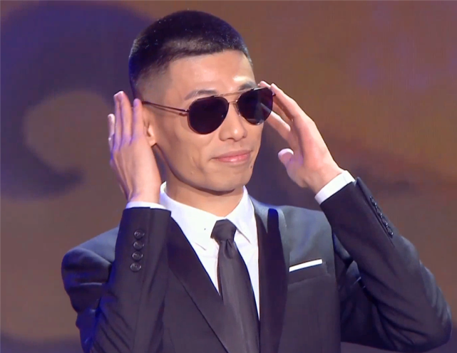 原以为旭旭宝宝够黑的了没想到他更黑五千把深渊没见过一次神话