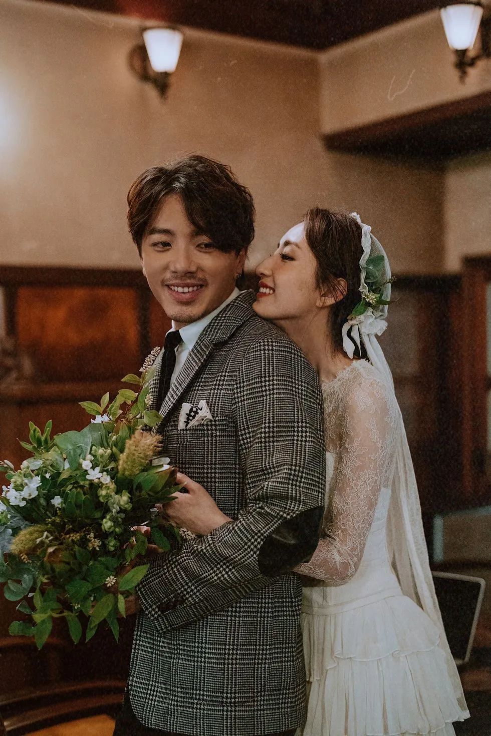 群星云集,《想见你》柯佳嬿的婚礼细节高级感满满!_婚纱照