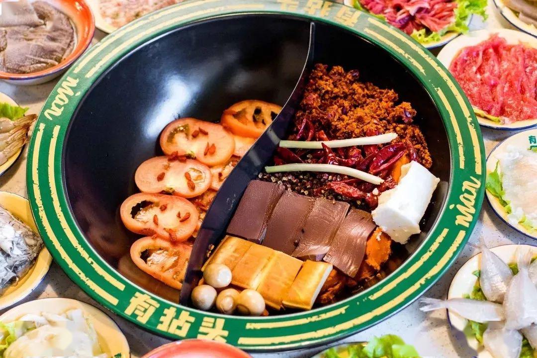 有拈头成都市井老火锅丨双人午市套餐仅149元