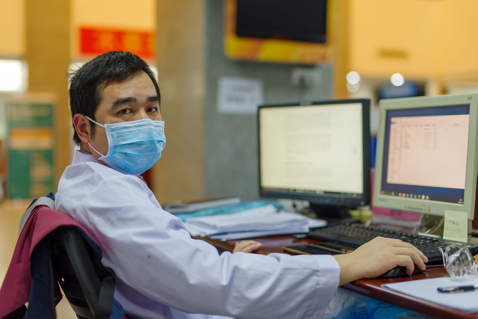 庚子英雄袁俊疾控侦探提前锁定高风险入境者