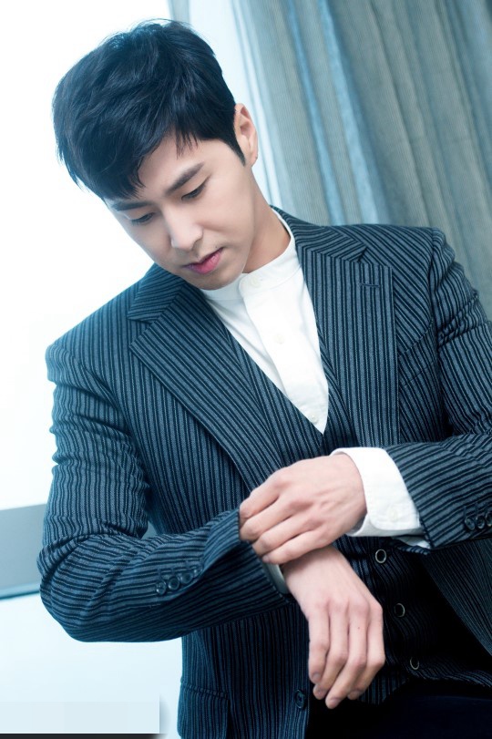 原创冷知识热情王郑允浩手握三个专利中国知网上有姓名的专利人