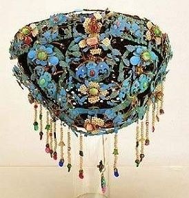 斋分享 清代金镶宝石蝙蝠钿花容斋分享 金镶珠宝二龙戏珠钿口容斋分享