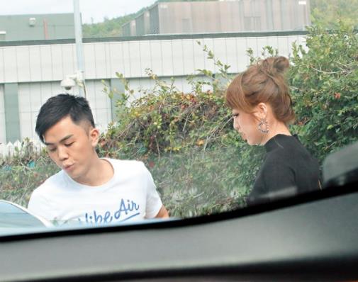 沟仔高手真正tvb发电机林颖彤撇穷男友成功又搭上两个富贵男友