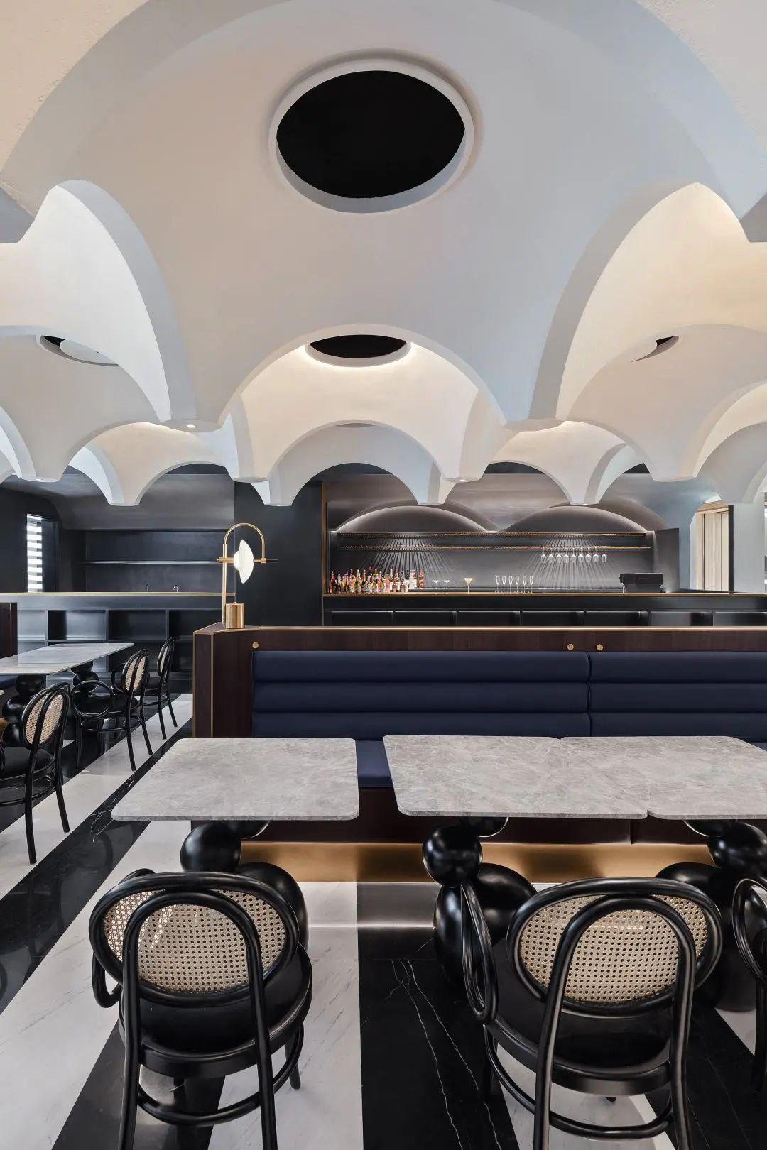 得德设计 | 用42个连续穹顶的叙事手法,打造一间朋友们的欢聚餐厅