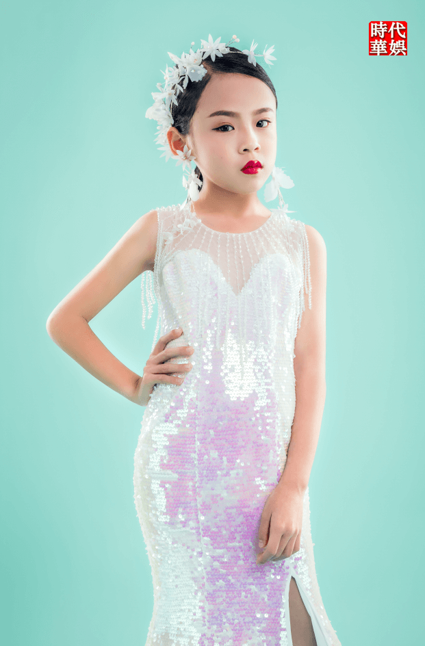 时代华娱babyface时尚平面童模档案库钟雨彤