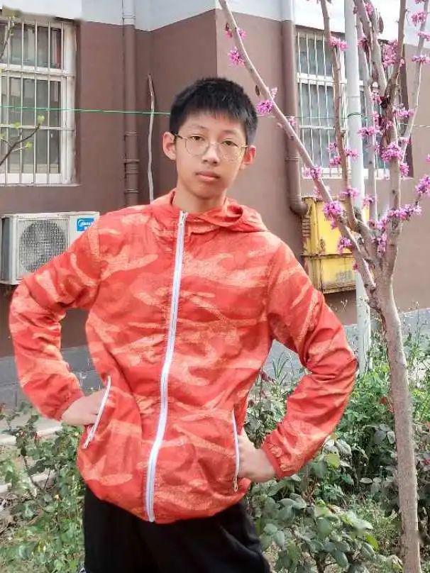 初三18班 刘书源惜光阴百日犹短,看众志成城拼搏第