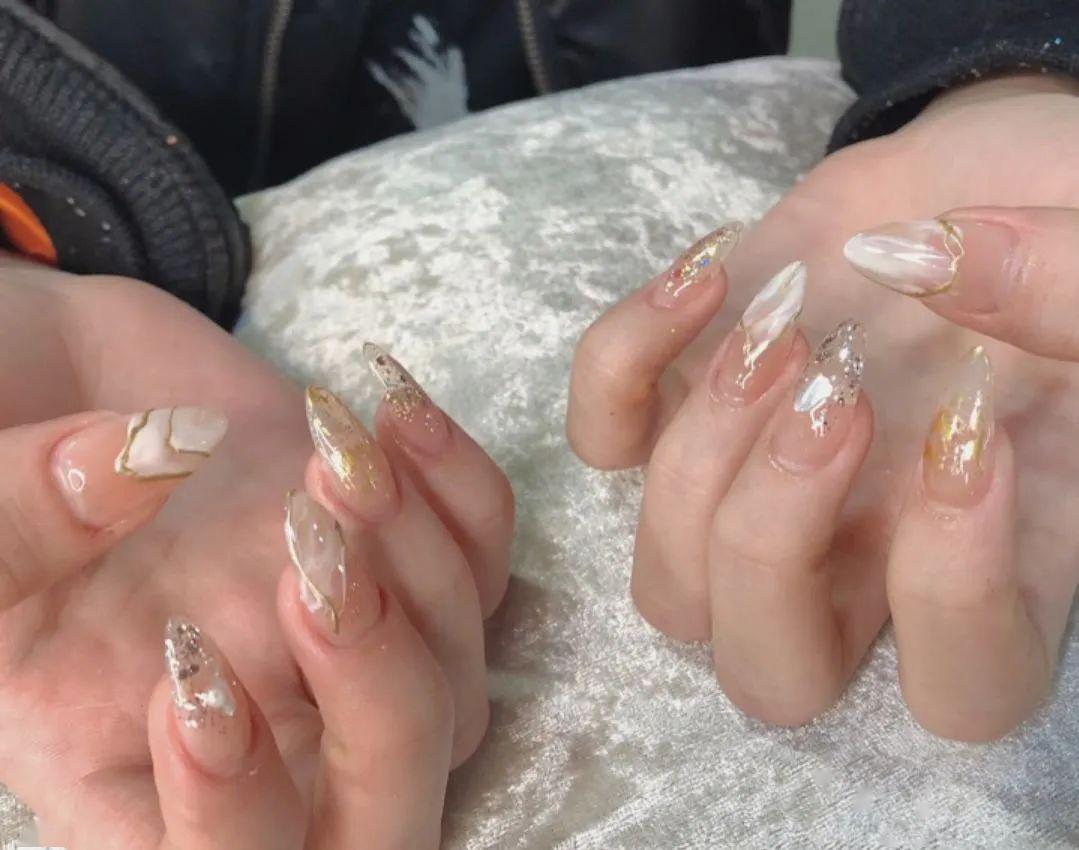 xfs美甲山丘纹美甲美的很独特