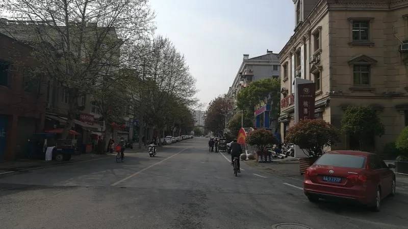 宣城已拆除几百处广告牌包括敬亭美食街等