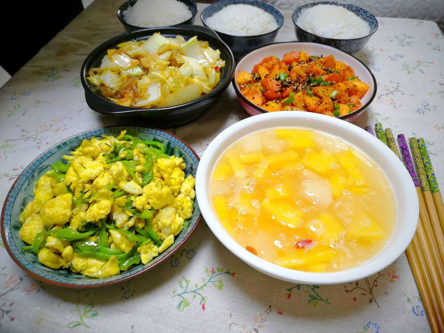 班,有的参加各种户外运动,大多数家庭妇女则希望通过饮食进行降脂减脂
