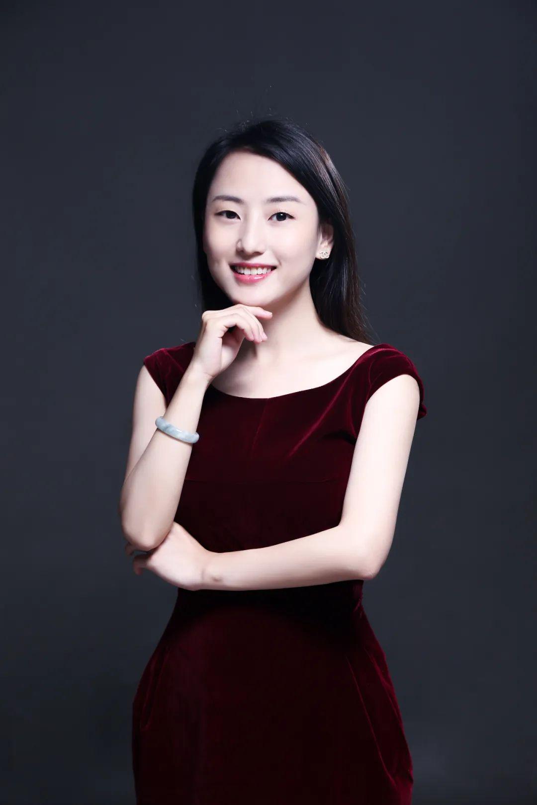 配音演员电台特约嘉宾主持复旦馨然悦读会创始人知名声音教练进军知识