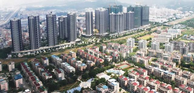 其设计以人为本,也打造过云顶澜山,悦澜山,中邦浪琴湾,连城湾等多个