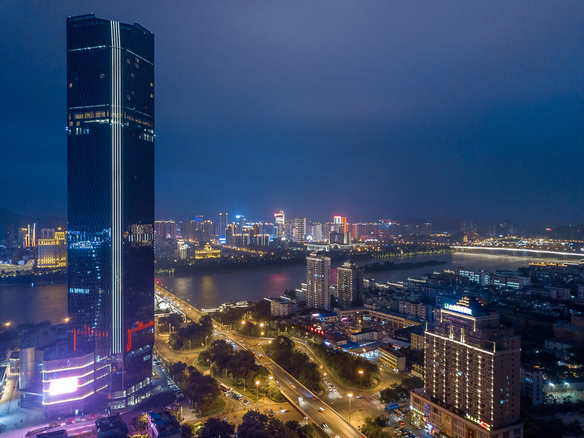 2020年柳州紫荆花开放，龙城美景任你遨游，体验不一样的春天气息-搜狐大视野-搜狐新闻
