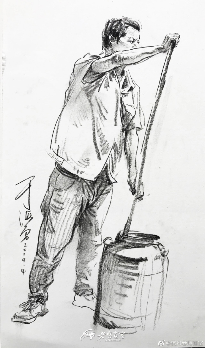 膜拜大神老鹰画室于海勇老师的速写这动态太强了