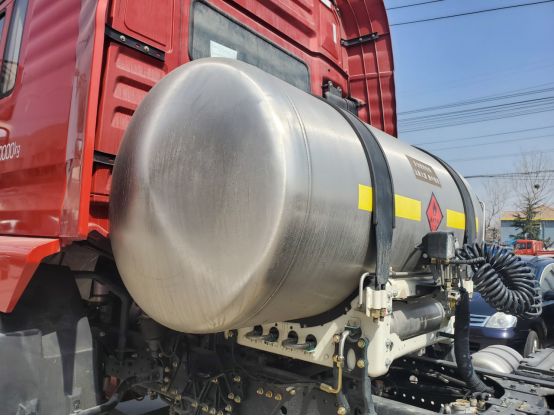 陕汽轩德x3lng重卡卖39万元除了玉柴13l发动机外还有啥牛配置