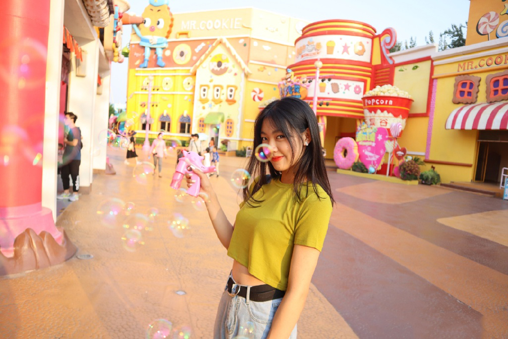 舞法天女的亚曼长大了如今18岁是健身模特肱二头肌好大