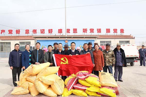 海西州气象局助力定点扶贫村春耕备播复工复产