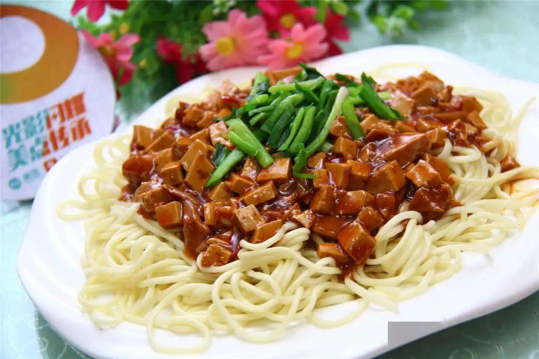 敦煌美食风物 | 驴肉黄面