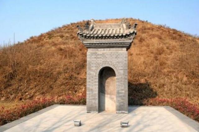 原来,河南中牟县的萧何墓,是萧氏子孙在"鸿沟",也就是当年楚汉争霸