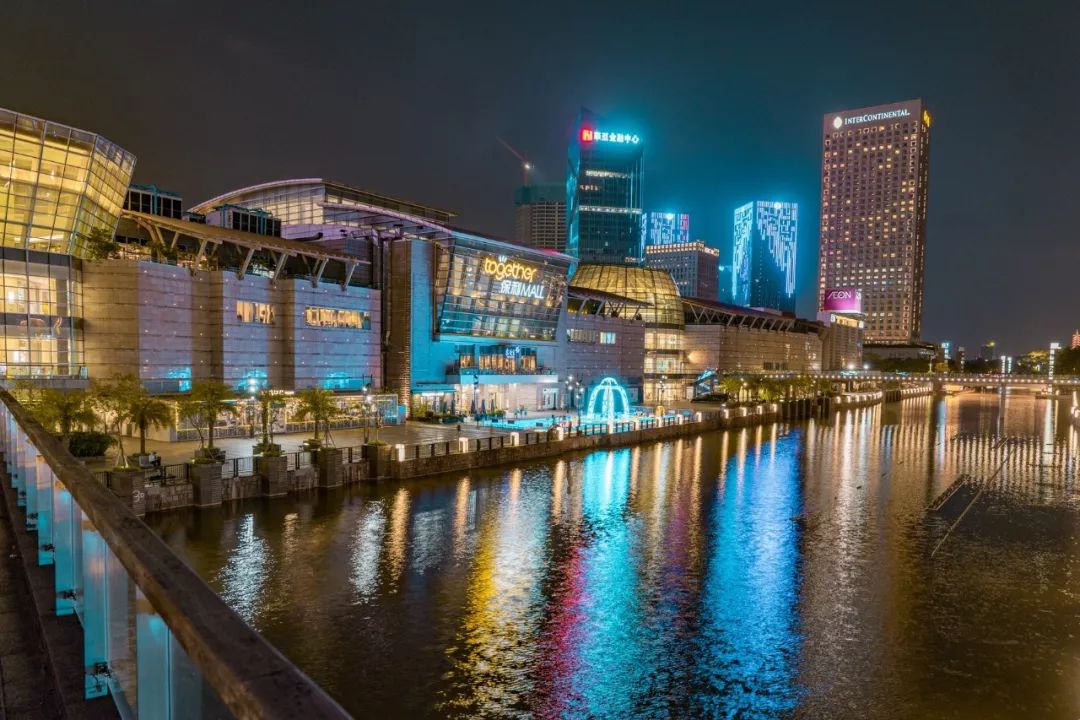 千灯湖保利水城 摄/关浩业而中国交建,号称基建狂魔,其多项工程技术均