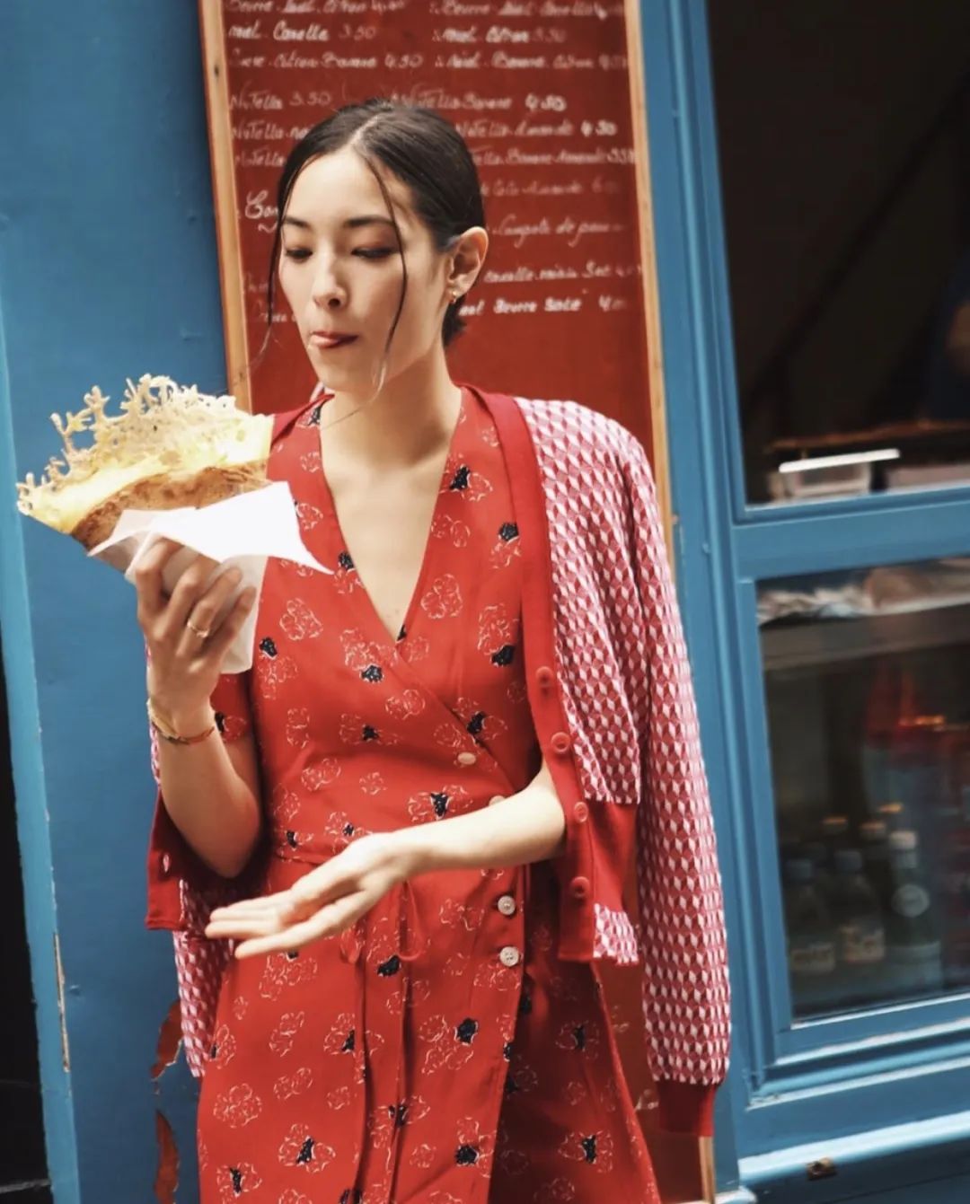 来自铁杆朋友家的美颜暴击,这位塞尔维亚超模竟然差点成律师?_tiana