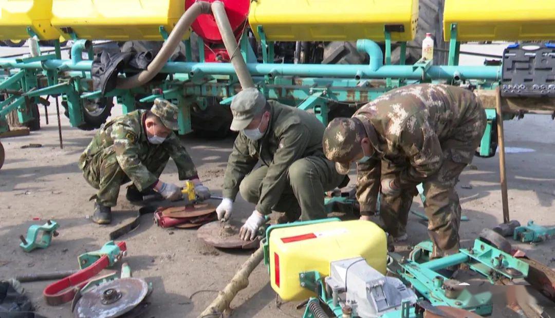 逊克县丰禾现代农机合作社理事长 侯保柱作者:马明泽,姚