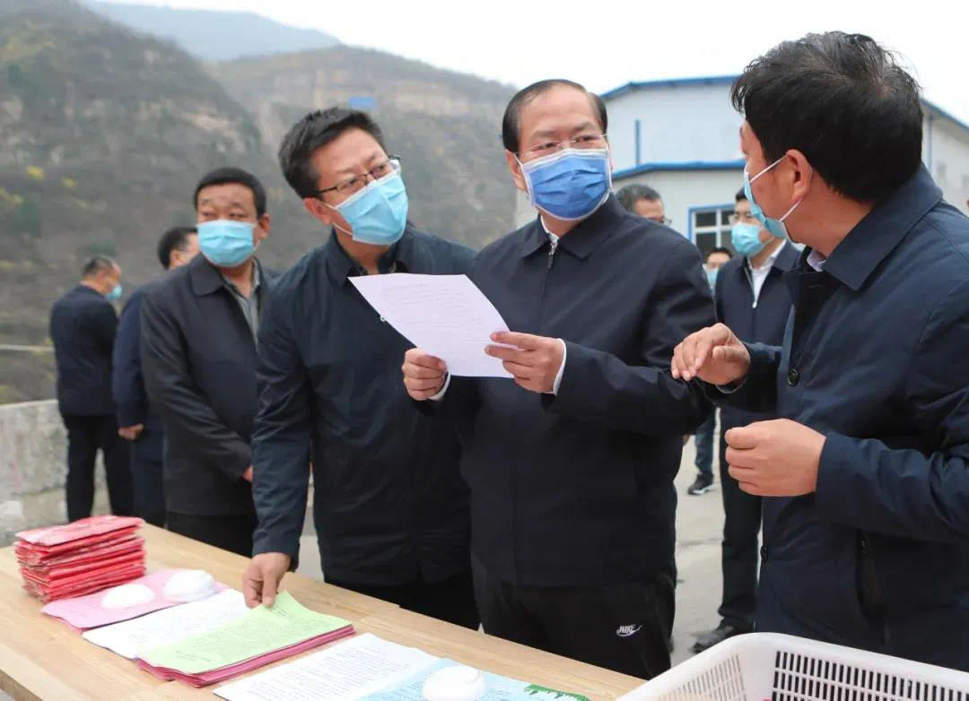 晋城市委书记张志川深入泽州县调研森林防火工作