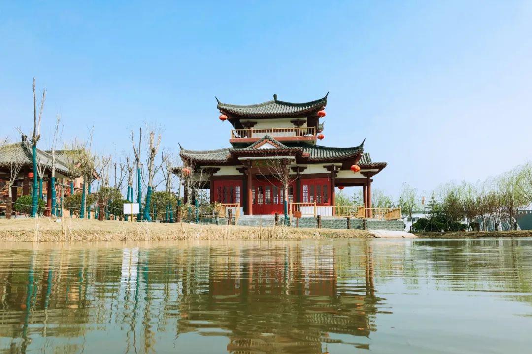 春风和煦繁花似锦广平赵王欢乐城印象城景区内春暖花开