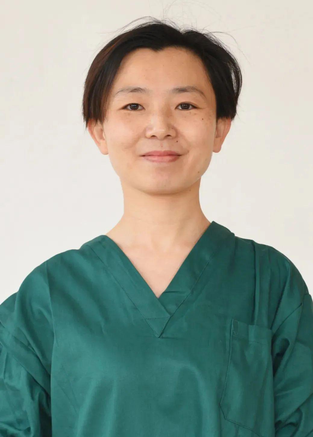 点赞这两名洪洞女子也是援鄂逆行者