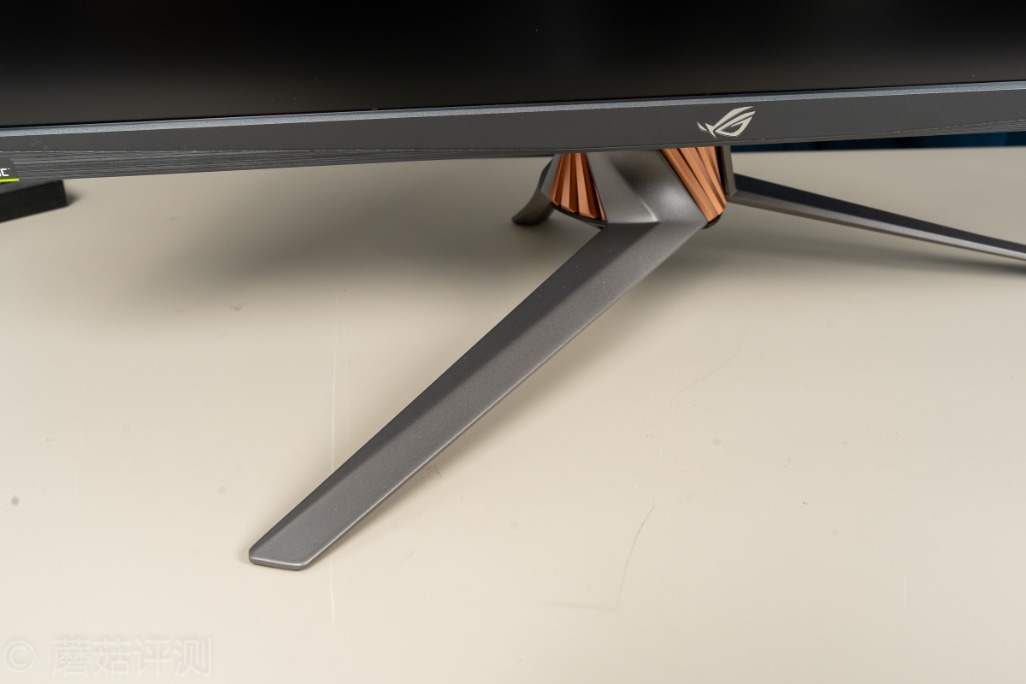 华硕rog pg279qr 电竞显示器 深度体验评测_支架