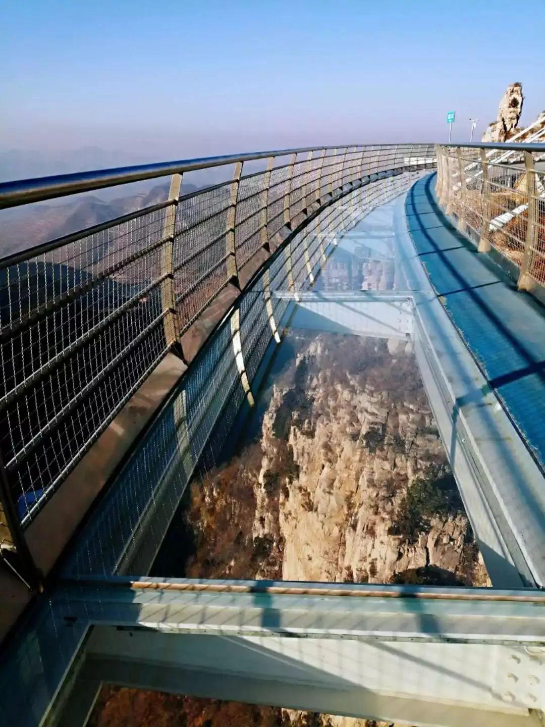 潭溪山探秘玻璃桥琉璃文创园一日游