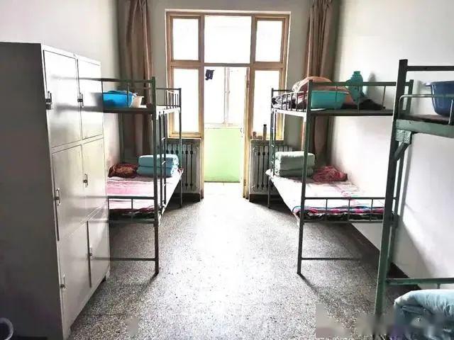 3月26日,山西省平遥中学高三年级开学第一天,学生们的学习,饮食,住宿