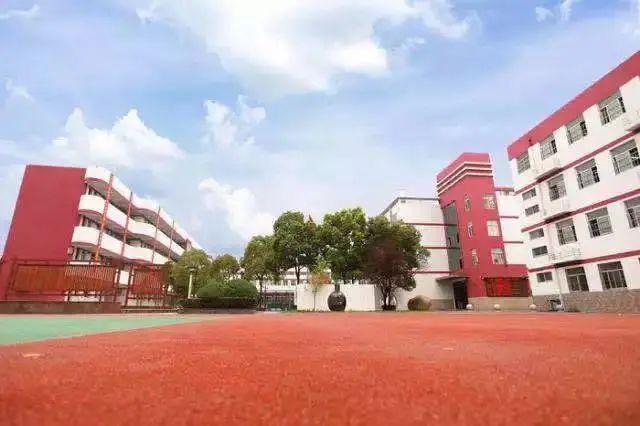 【校园快线】督查明方向,静待复学时 ——区教育局