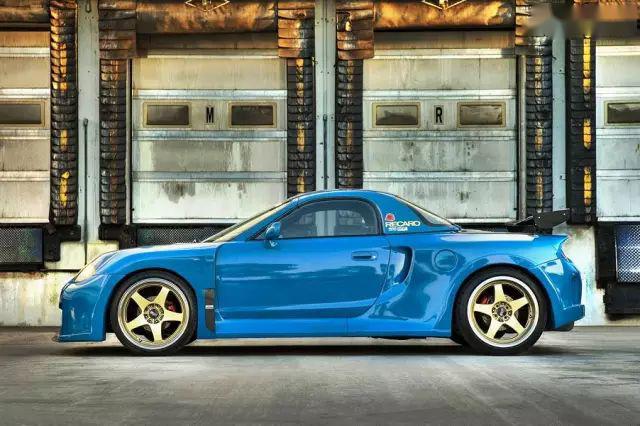 对抗中置后驱丰田mr2的居然是名爵tf酷乐改装