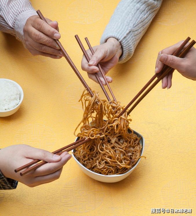 中国人用筷子的讲究