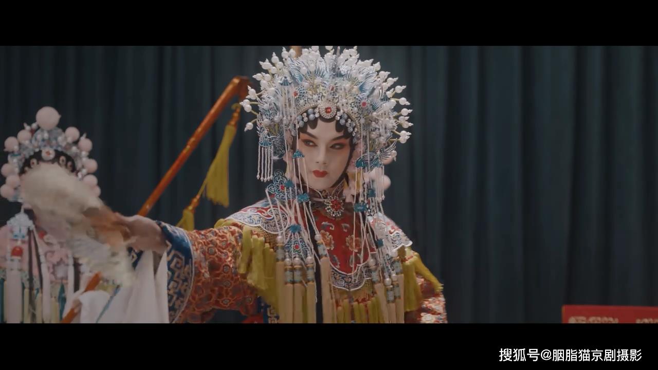 鬓边不是海棠红不为人知的内幕内行人为你爆料