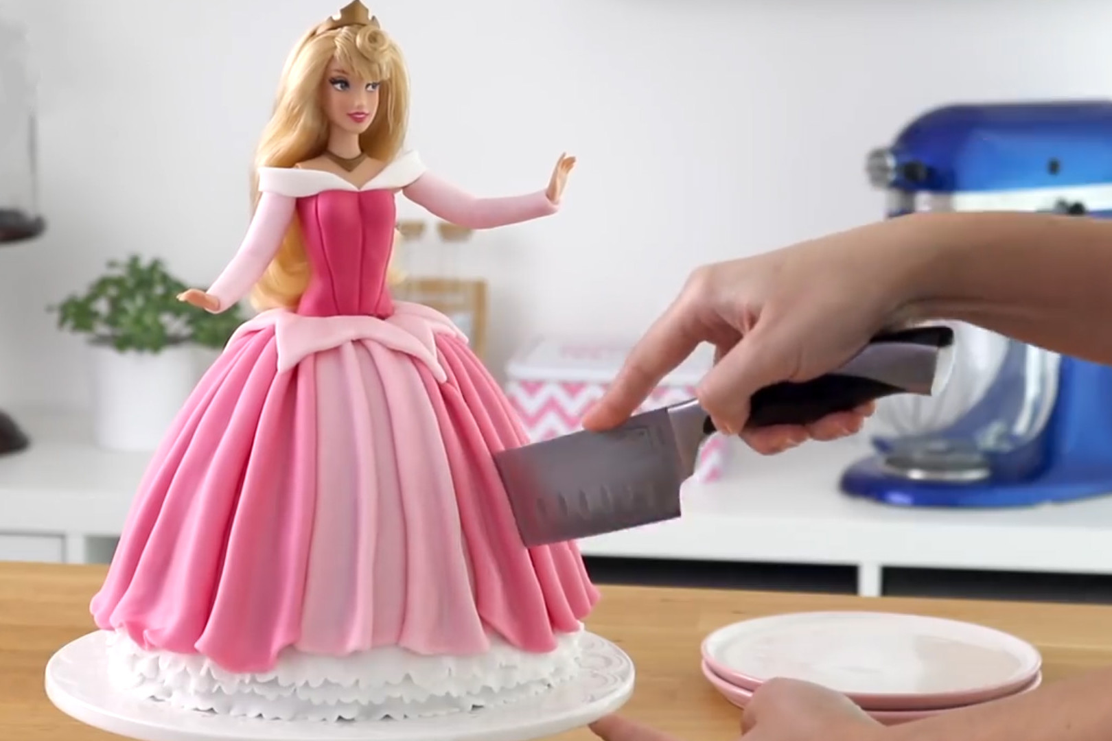 超迷人的睡美人蛋糕做法来啦话说你知道她是怎么睡醒的吗