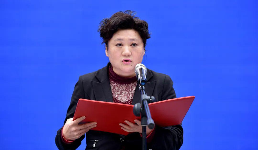 宝兴县14亿元的9个项目集中开工